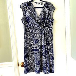 Lands’ End print sleeveless dress with side twist in soft cotton blend size L/P